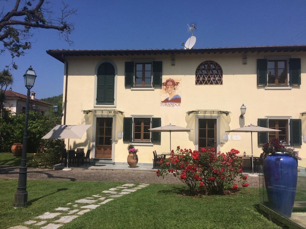 Residence Prunali Massarosa Bagian luar foto